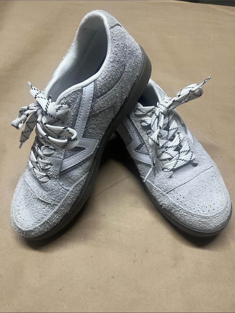 Vans Lowland 2.0 Gray Suede Mens 8.5 Womens 10 EUC